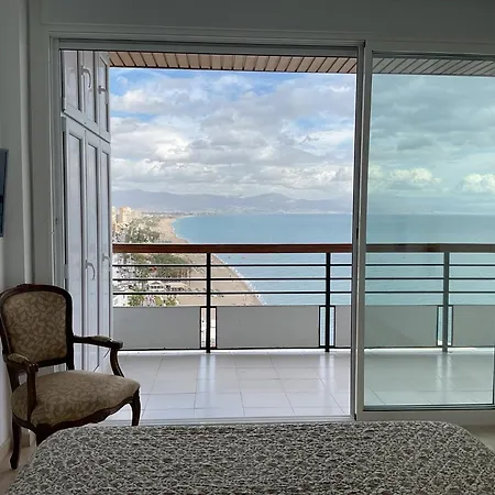 Carre D Or Au Santa Clara