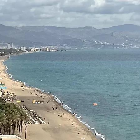 Lägenhet Carre D Or Au Santa Clara Torremolinos