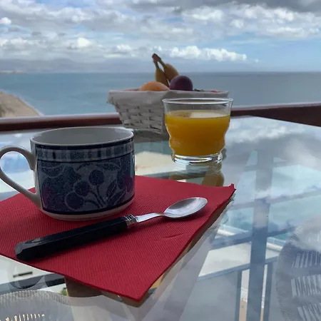 Carre D Or Au Santa Clara